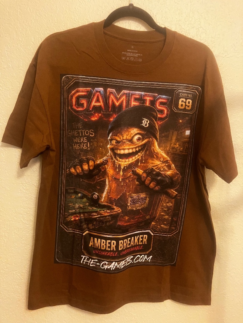 The Gamets Collectible Art T-Shirt XL Brown Amber Breaker Graphic Unisex